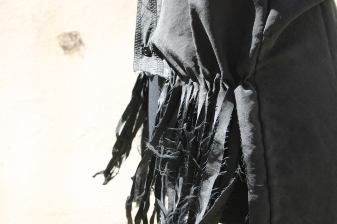 diy sleevless silk blouse with fringes