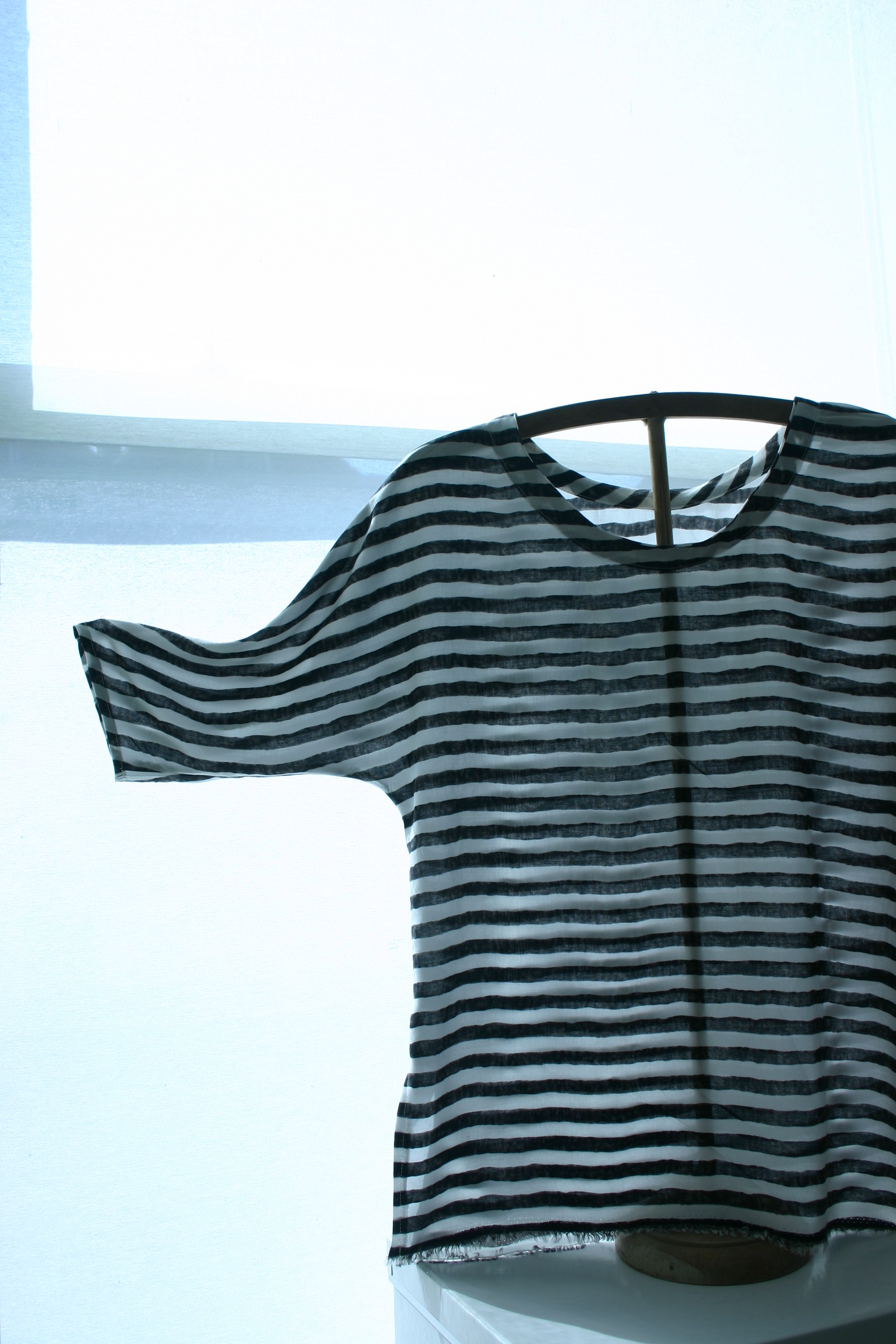 diy striped blouse with batwing sleeves