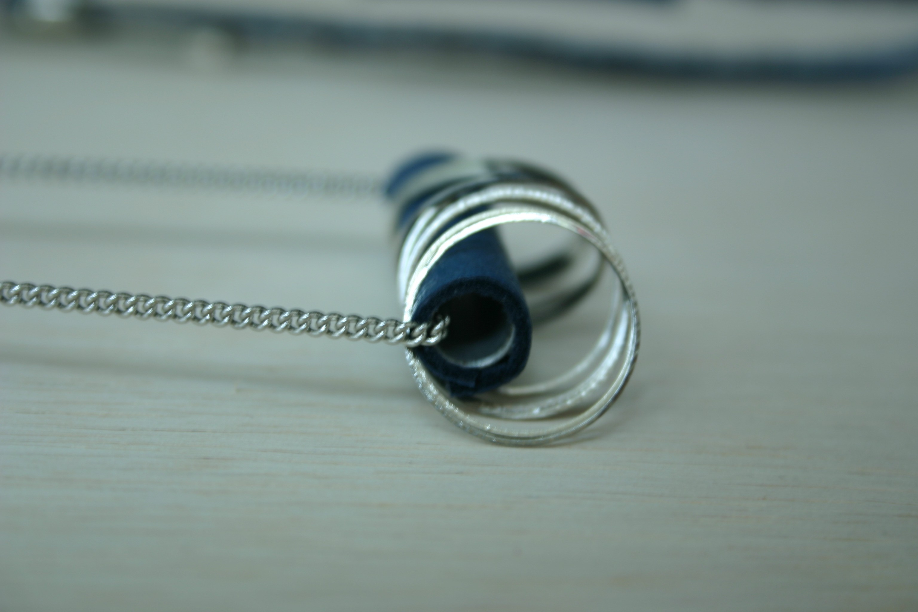 diy leather pendant with second hand silver colored rings